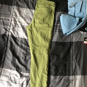 Old navy olive green pants